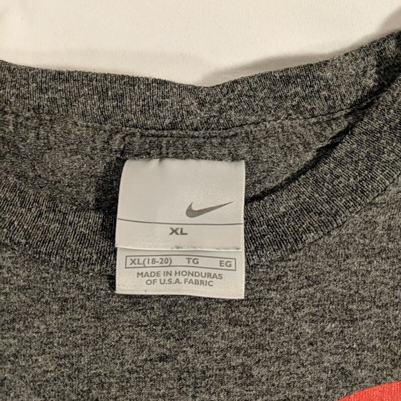 Nike Hoops Long Sleeve Gray Shirt Top youth boys XL Women's Small/Medium Red - Picture 3 of 12